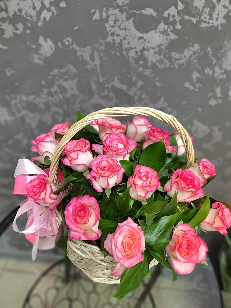 Цветочная композиция из Розы в корзине в Тимохово