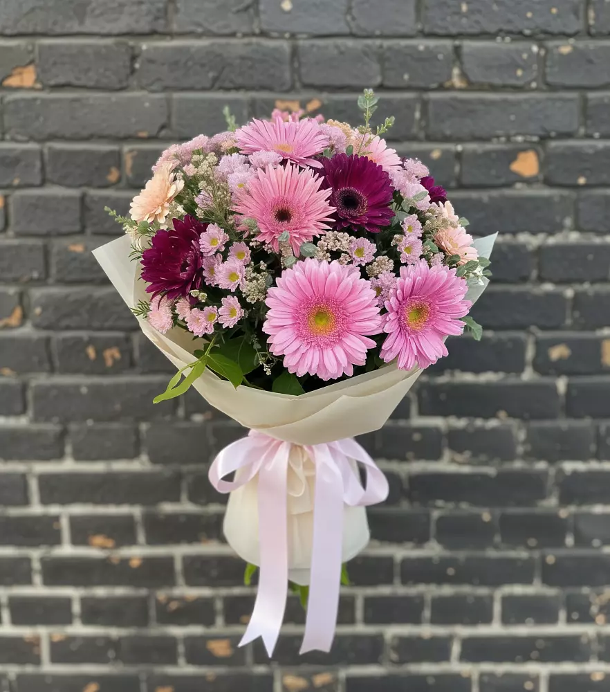 Букет цветов из: Герберы и Хризантемы в Тимохово
