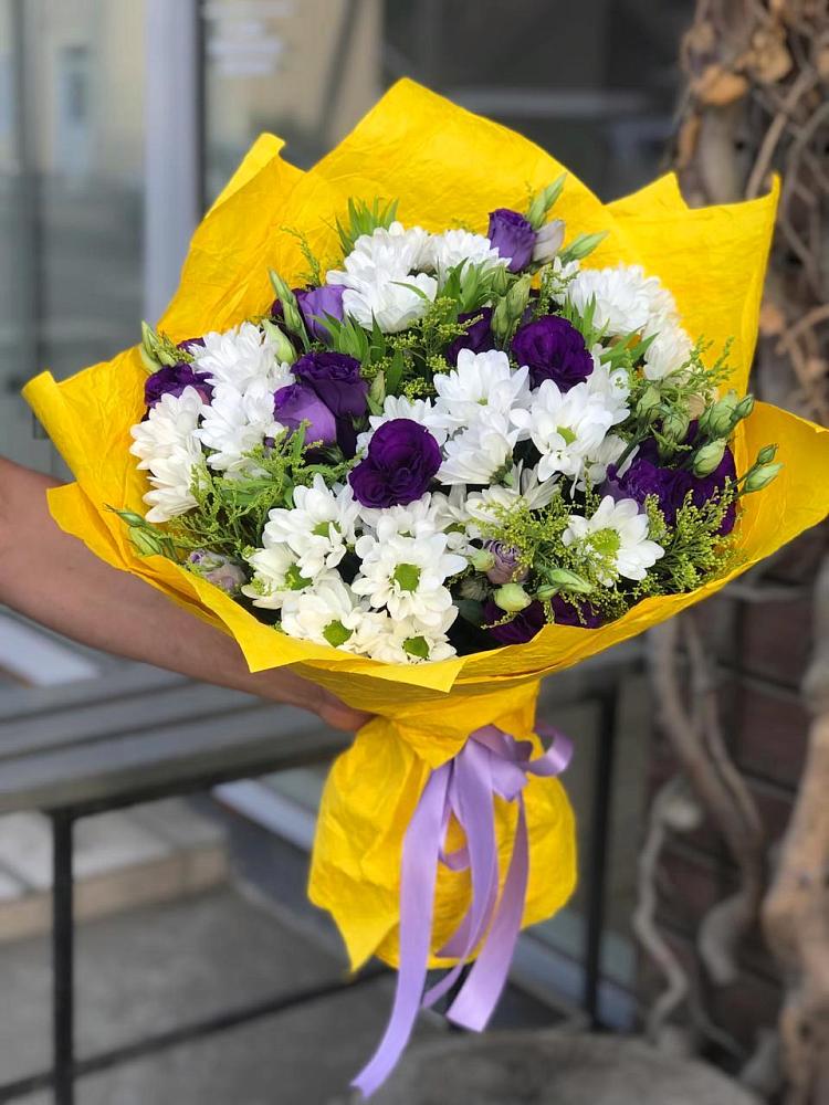 Букет цветов из: Ирисы, Хризантемы и Ромашки в Тимохово
