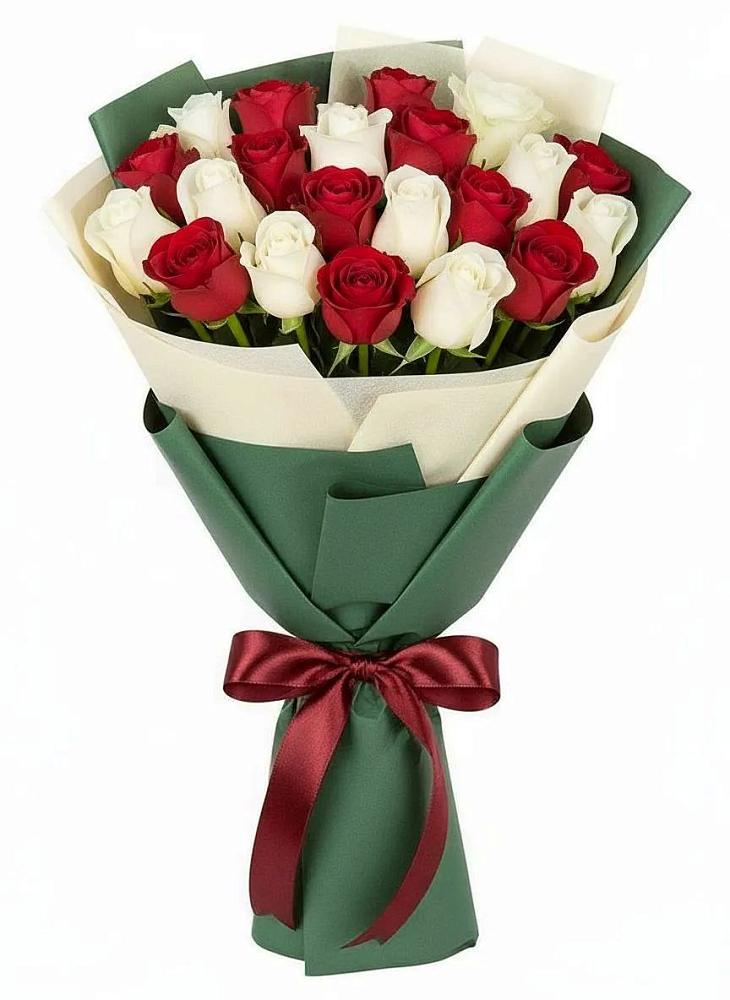 Букет Микс из красных и белых роз в Тимохово
