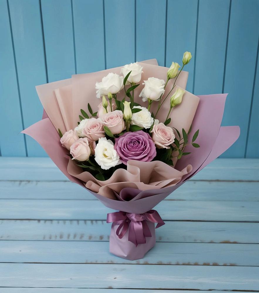 Букет цветов из: Розы и Лизиантусы в Тимохово